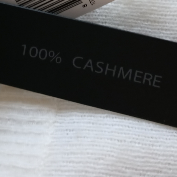 NWT Cashmere HOUSE OF HARLOW 1960 Shoulder Detail Accent Sweater Pullover - Picture 5 of 5